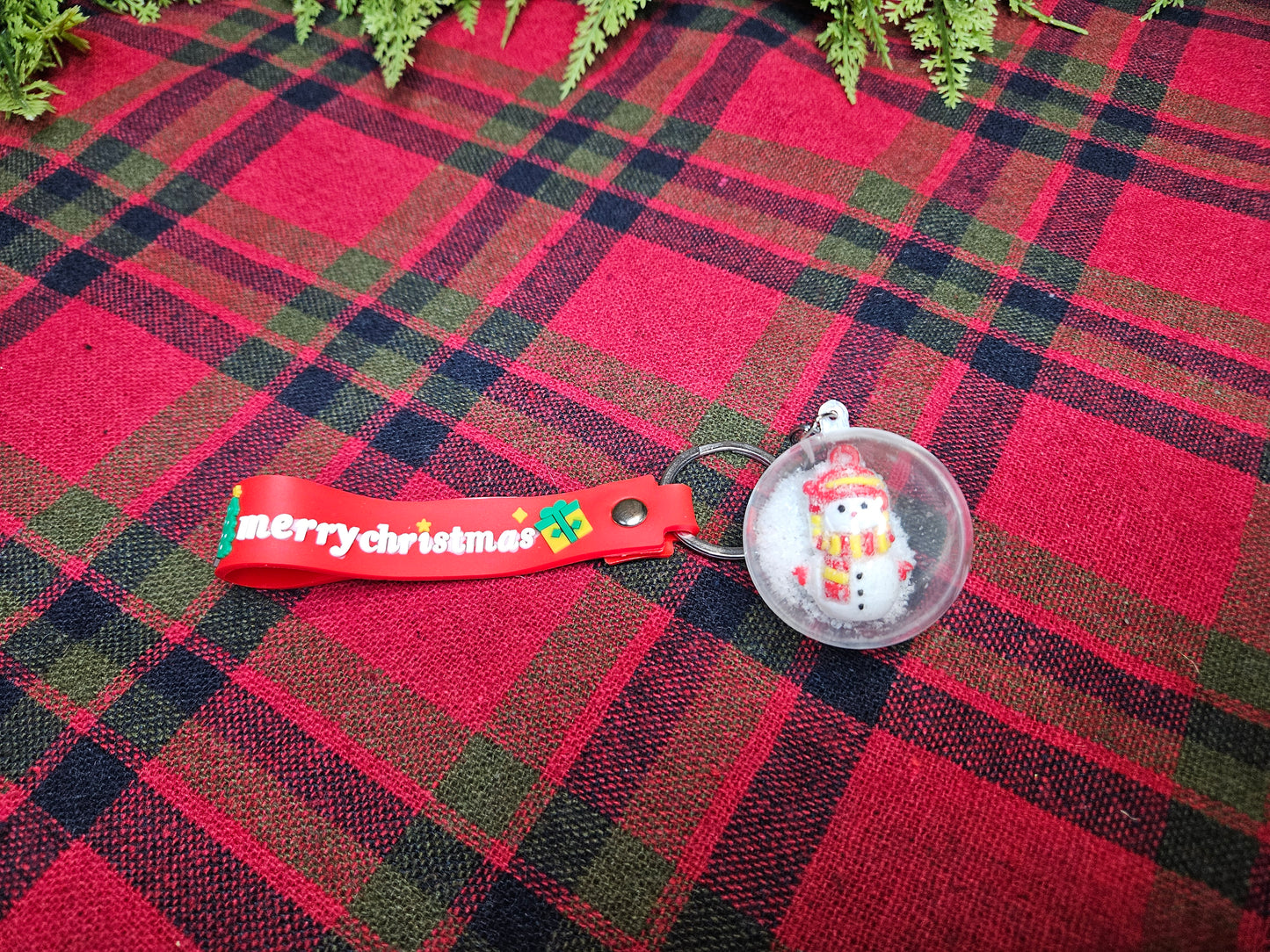 Merry Christmas Snow Globe Keychain